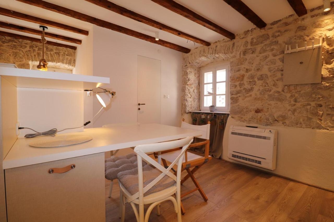 Old Sibenik Cozy Design Apartment מראה חיצוני תמונה